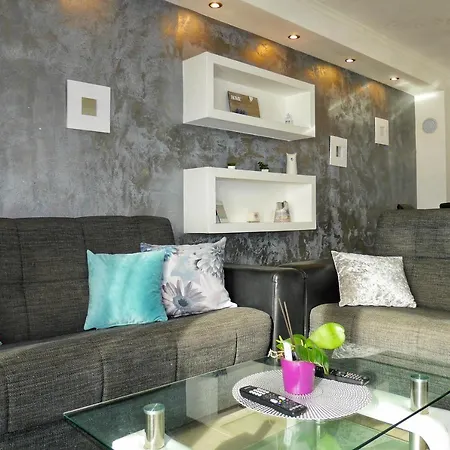 Nike Apartament *
