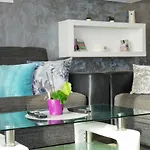 Nike Apartman *